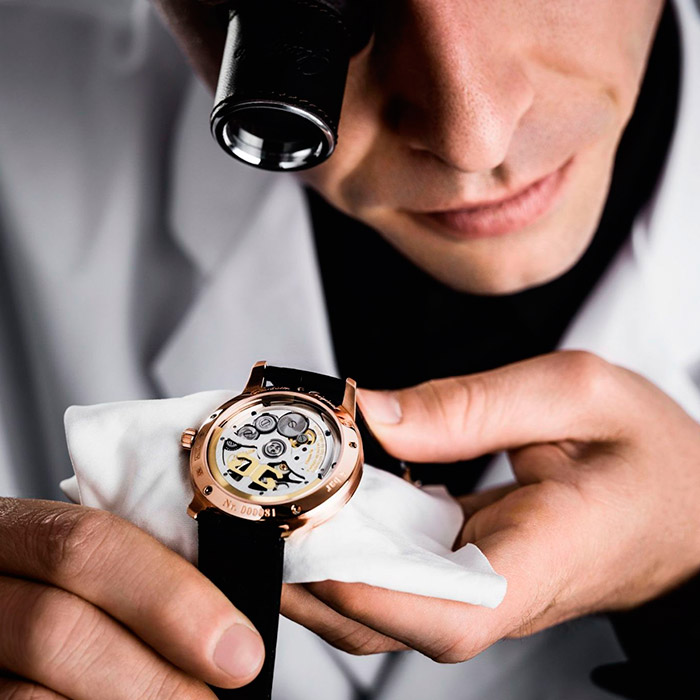 Часовой ломбард или скупка - что выгодней?