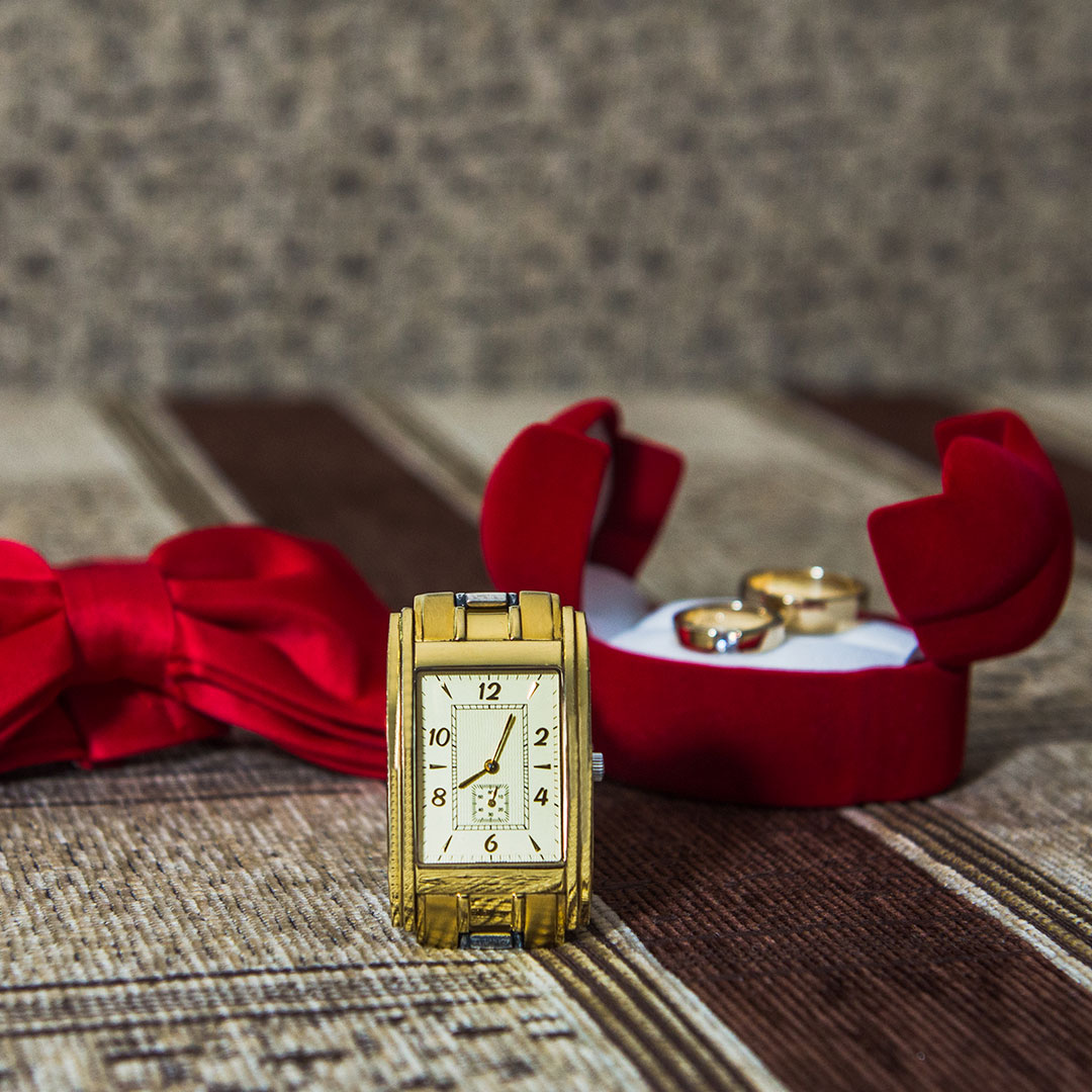 Неспециализированные ломбарды или специализированные скупки?